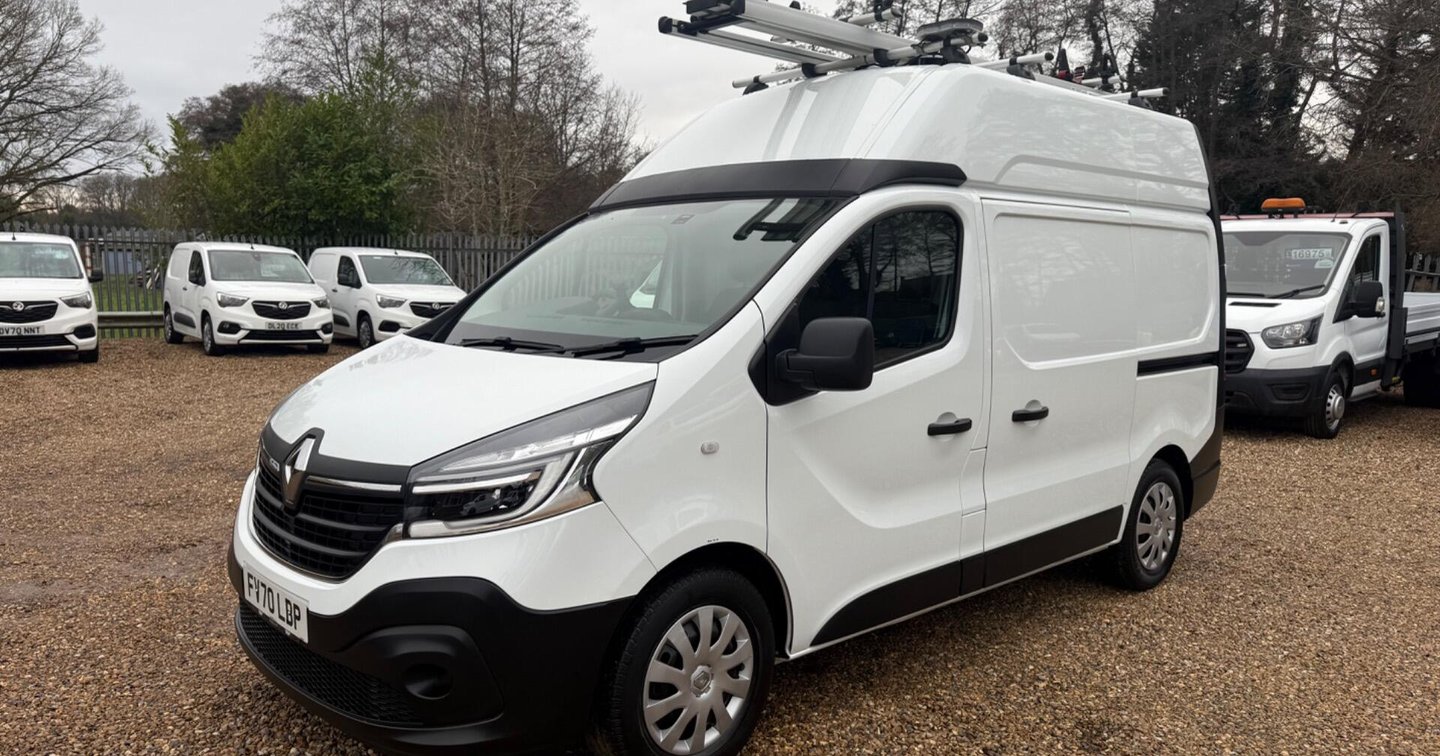 Used 2021 Renault Trafic SH30 2.0 DCI SWB HIGH ROOF BUSINESS+ L1H2 *AIR ...