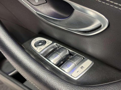 Mercedes-Benz E Class 2.0 E220d AMG Line Saloon 4dr Diesel G-Tronic+ Euro 6 (s/s) (194 ps) 34