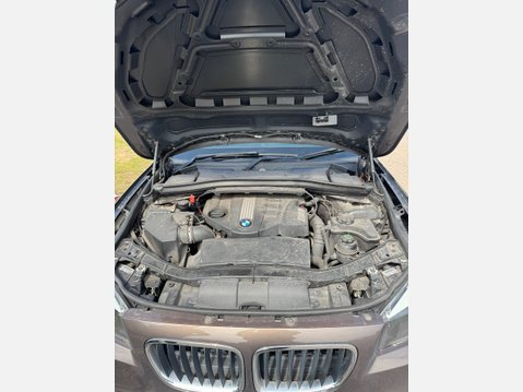 BMW X1 XDRIVE18D SE 8