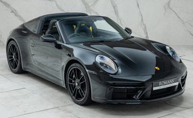 Porsche 911 Targa 4 GTS (992) 14