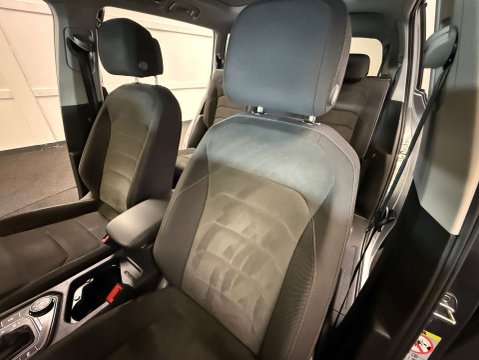 Volkswagen Tiguan 2.0 Tiguan Allspace SEL TDI 4Motion Semi-Auto 4WD 5dr 66