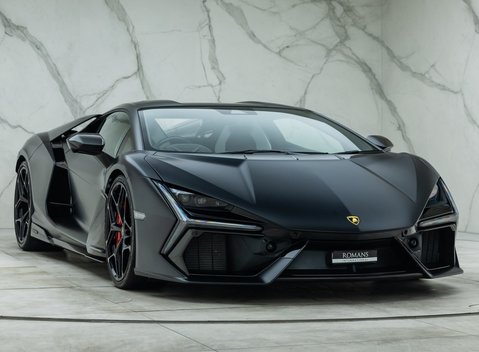 Lamborghini Revuelto 9