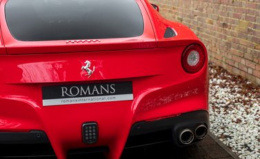 Ferrari F12 Berlinetta 21