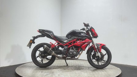 Benelli BN 2021 GOOD RUNNING PROJECT BIKE SPARES OR REPAIR 125CC