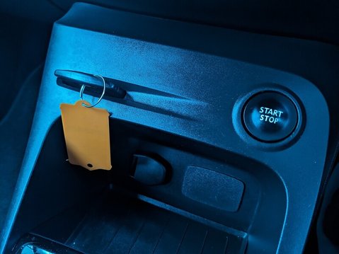 Renault Captur DYNAMIQUE NAV TCE 28