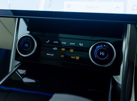 Land Rover Range Rover D350 AUTOBIOGRAPHY LWB 24