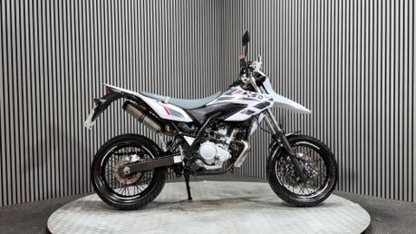 Yamaha WR125 2014 ONLY 11K 1 OWNER SUPERMOTO 125CC 15BHP ENDURO BIKE 1
