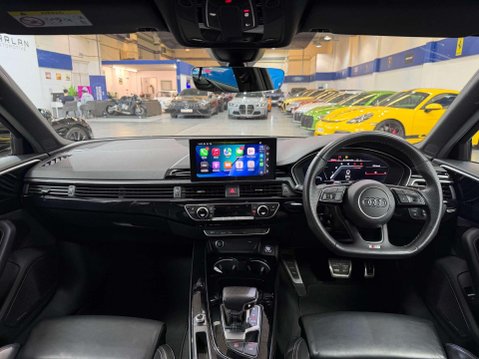 Audi A4 2.0 TDI 35 Black Edition Saloon 4dr Diesel S Tronic Euro 6 (s/s) (163 ps) 2