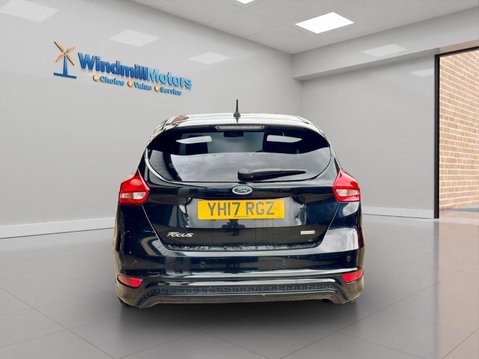 Ford Focus 1.0T EcoBoost ST-Line Euro 6 (s/s) 5dr 6