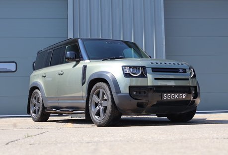 Land Rover Defender 110 D250 HARD TOP SE MHEV styled by Seeker BIG SPEC