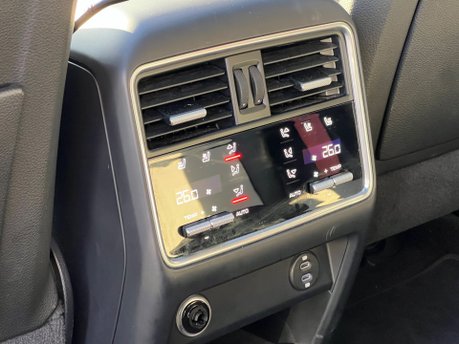 Porsche Cayenne 4.0T V8 GTS SUV 5dr Petrol TiptronicS 4WD Euro 6 (s/s) (460 ps) 17