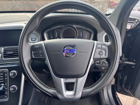 Volvo XC60 D4 R-DESIGN NAV AWD 13