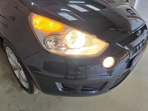 Ford S-Max 2.0 TDCi Titanium 5dr 52