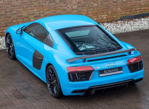 Audi R8 V10 Plus 9