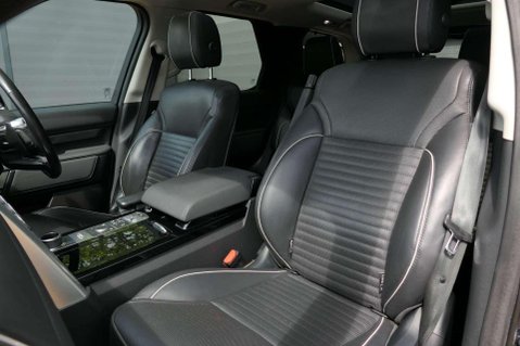 Land Rover Discovery TD6 HSE 28