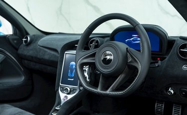 McLaren 720S Spider 14