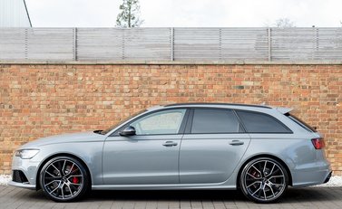 Audi RS6 Avant Performance 2