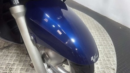Honda FJS 2003 ONLY 18K LARGE 600CC MAXI SCOOTER NEW MOT SERVICED 27