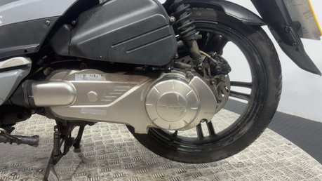 Peugeot Tweet GT 2023 RUNNING PROJECT LEARNER SCOOTER 125CC NEEDS WORK 15