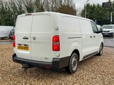 Vauxhall Vivaro AUTO LWB L2H1 Low Roof 3100 Dynamic Air Con SELECT 6