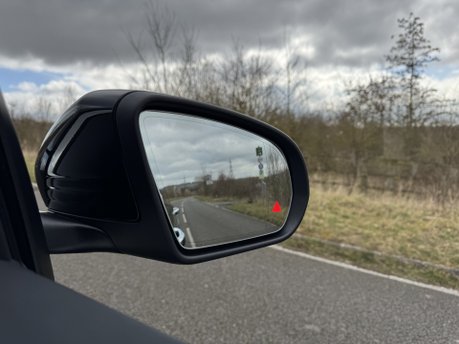 Mercedes-Benz EQC EQC 400 4M AMG Line Premium Plus Electric Auto 80KWH SUNROOF/HEADS UP/NAV 20