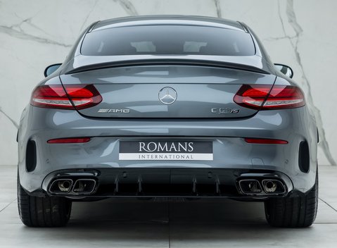 Mercedes-Benz C Class AMG C 63 S Night Edition 5