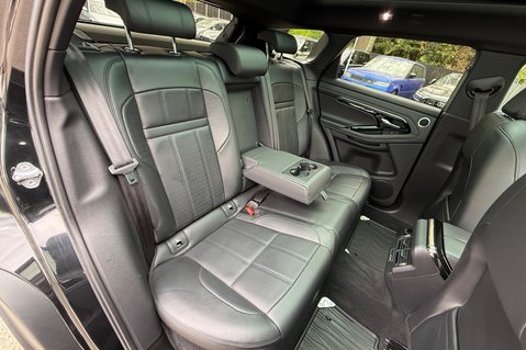 Land Rover Range Rover Evoque R-DYNAMIC HSE MHEV - 360 DEGREE CAMERAS -20 INCH ALLOYS - APPLE CARPLAY 31