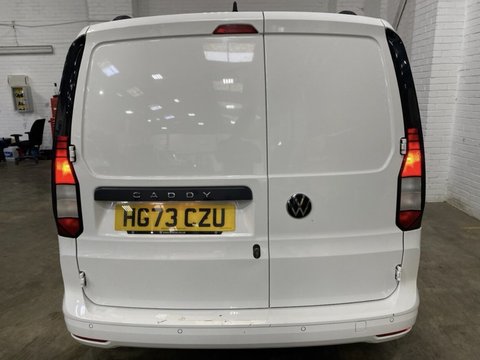 Volkswagen Caddy C20 TDI COMMERCE PLUS 6
