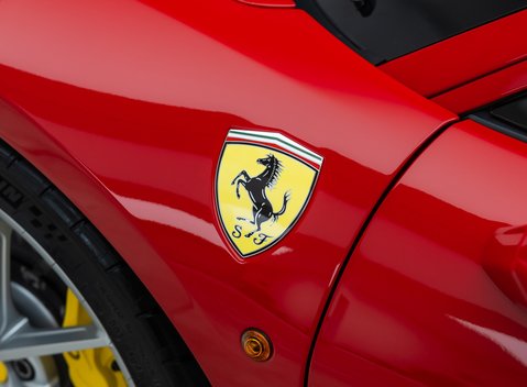 Ferrari 488 Pista 34