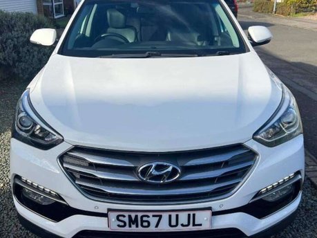Hyundai SANTA FE 2.2 Santa Fe Premium Blue Drive CRDi 4WD 5dr