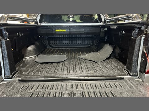 Volkswagen Amarok Style | Auto | 3 LT | Double Cab | Sensors | Camera | EURO 6 5