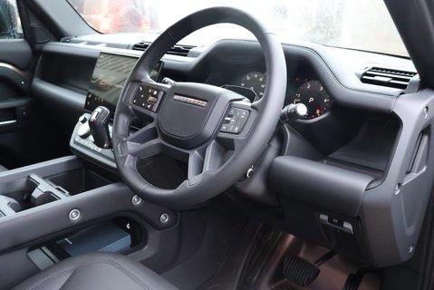 Land Rover Defender 110 2026 D350 HARD TOP X-DYNAMIC HSE STYLED BY SEEKER WITH LANDROVER REAR SEATS 23