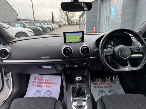 Audi A3 S LINE TFSI BLACK EDITION 28