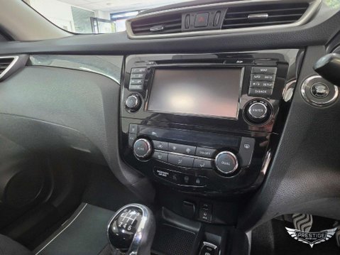 Nissan X-Trail 1.6 DIG-T N-Vision Euro 6 (s/s) 5dr 33
