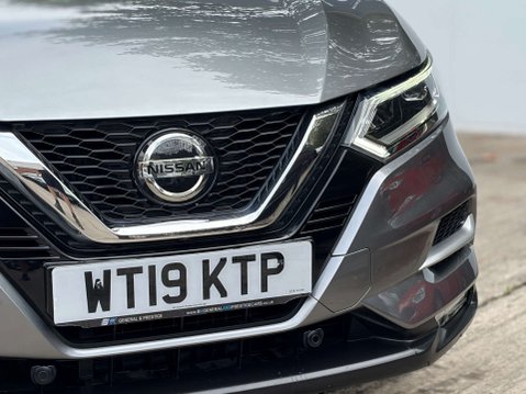 Nissan Qashqai 1.3 Qashqai Tekna DiG-T Semi-Auto 5dr 5