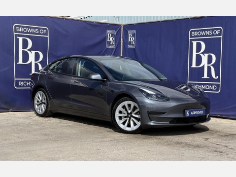 Tesla Model 3 Saloon 4dr Electric Auto RWD (241 bhp) 1