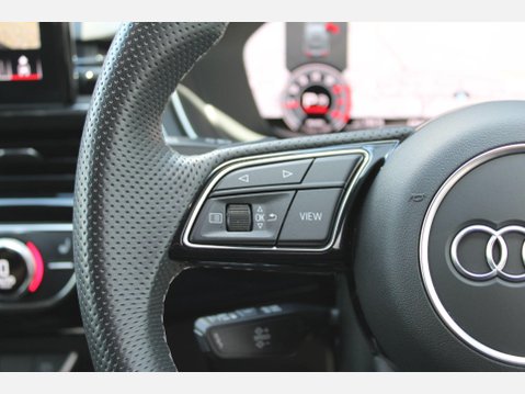 Audi A5 SPORTBACK TFSI S LINE BLACK EDITION MHEV 18