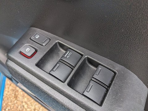 Honda Jazz I-VTEC ES I-SHIFT 23