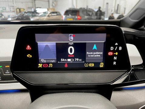 Volkswagen ID.3 Pro Performance 58kWh Family Hatchback 5dr Electric Auto (204 ps) 16