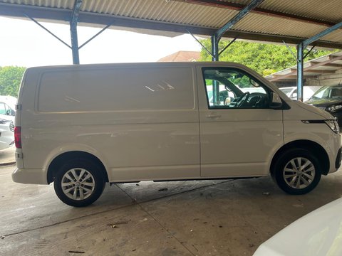 Volkswagen Transporter T30 TDI P/V HIGHLINE 4