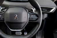 Peugeot 3008 BLUEHDI S/S ALLURE PREMIUM PLUS 19