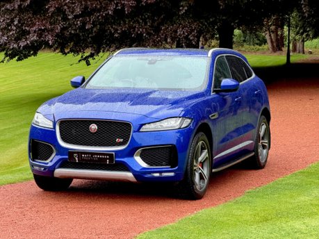Jaguar F-Pace I V6 S AWD 36