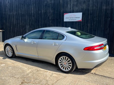Jaguar XF D LUXURY 29