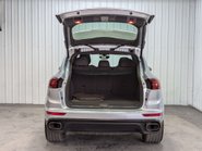 Porsche Cayenne 3.0 Cayenne D Platinum Edition V6 Tiptronic S A 4WD 5dr 43
