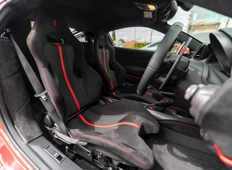 Ferrari 488 Pista 12