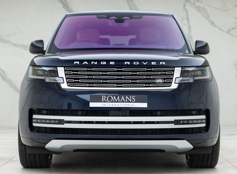 Land Rover Range Rover P530 Autobiography LWB 7 Seater 4