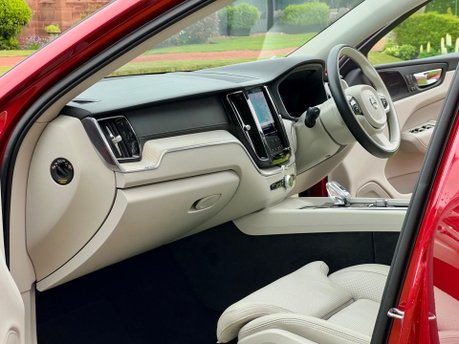 Volvo XC60 RECHARGE T8 INSCRIPTION PRO AWD 13