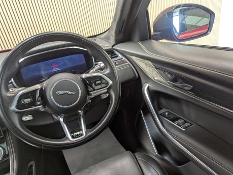 Jaguar F-Pace 2.0 F-PACE R-Dynamic HSE D MHEV AWD Auto 4WD 5dr 53