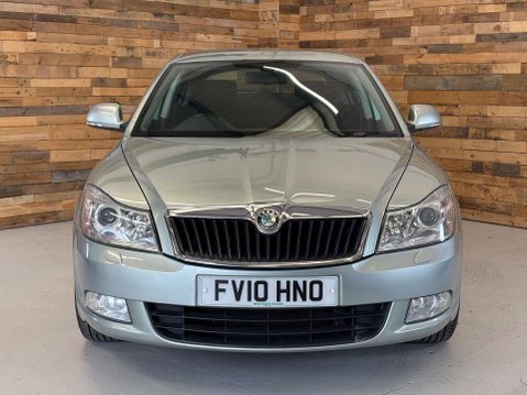 Skoda Octavia 1.4 TSI Elegance Hatchback 5dr Petrol DSG Euro 4 (122 ps) 