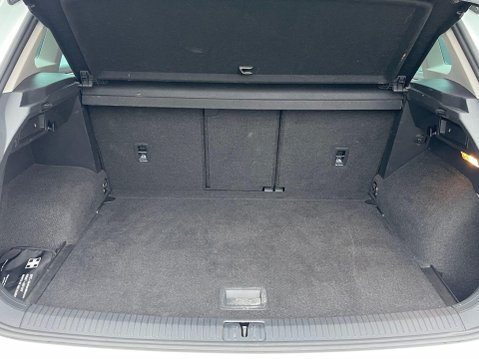 Volkswagen Tiguan 2.0 TDI SEL SUV 5dr Diesel DSG Euro 6 (s/s) (150 ps) 35